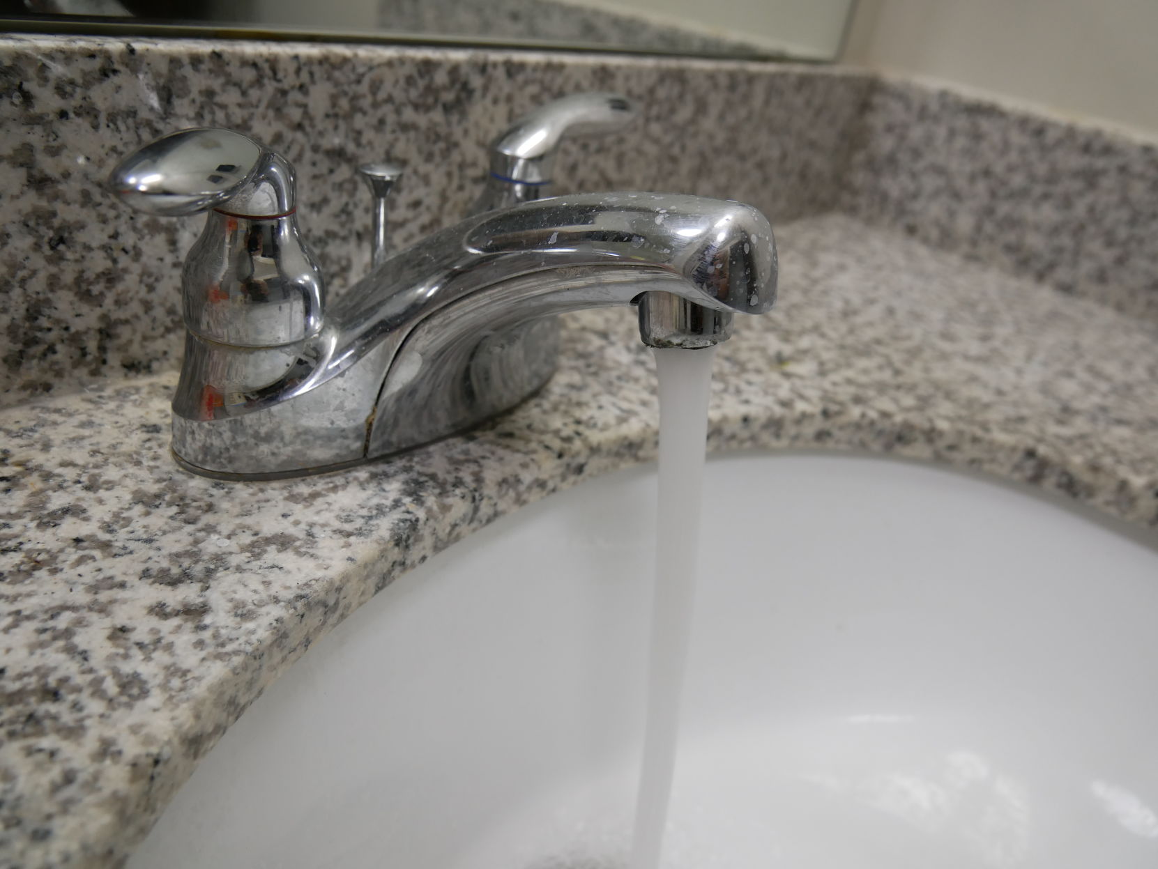 Hydrant flush to cause discolored water on Sunday
